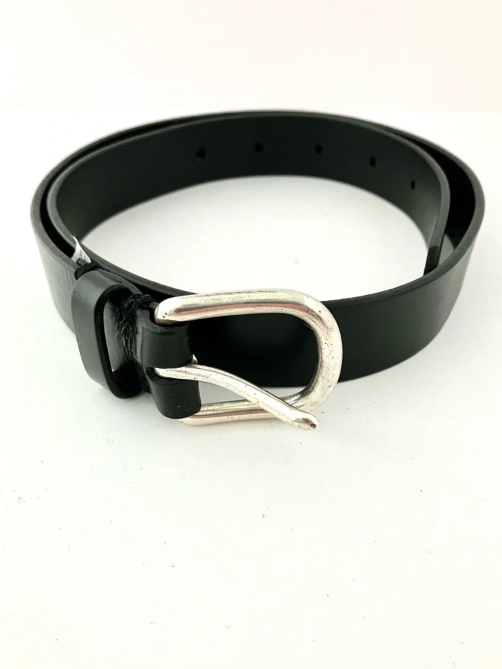 J. Crew Crewcuts Black Leather Belt with Rounded Silver Buckle Boys Medium AW431
